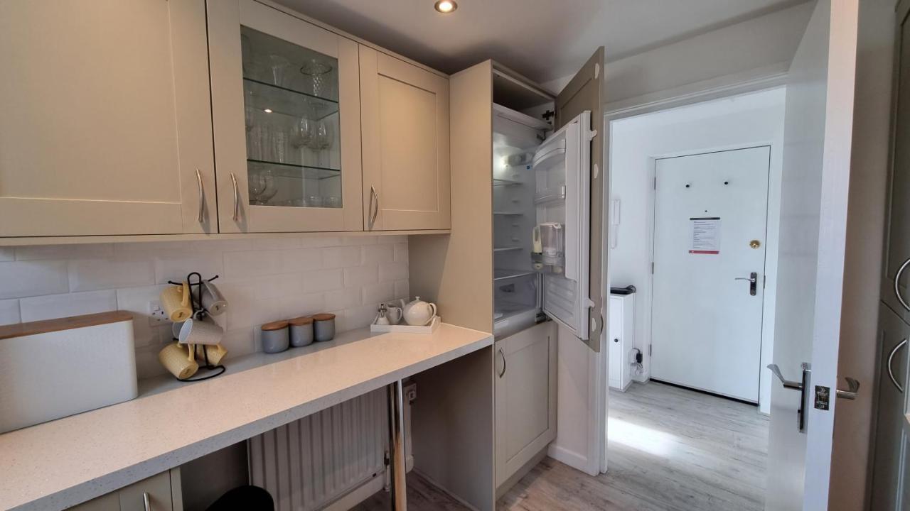 Hightide - 2 Bed With Parking, Balcony & Sea View. Apartment สวาเนจ ภายนอก รูปภาพ
